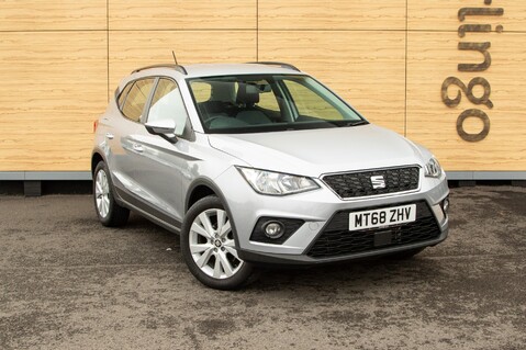 SEAT Arona TSI SE TECHNOLOGY 1