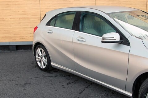 Mercedes-Benz A Class A 180 D SPORT EXECUTIVE 9