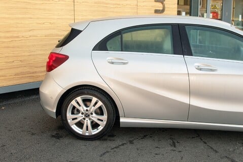 Mercedes-Benz A Class A 180 D SPORT EXECUTIVE 11