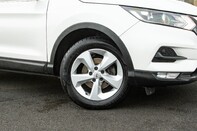 Nissan Qashqai DIG-T ACENTA PREMIUM 2