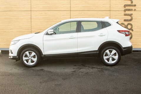 Nissan Qashqai DIG-T ACENTA PREMIUM 16