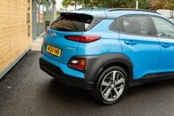 Hyundai KONA T-GDI PLAY 10