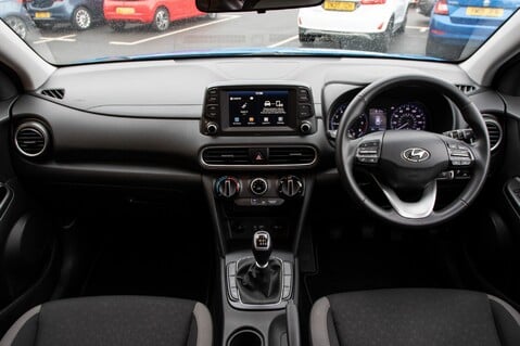 Hyundai KONA T-GDI PLAY 13