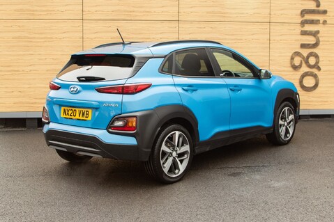 Hyundai KONA T-GDI PLAY 4