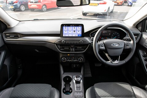 Ford Focus TITANIUM X 14