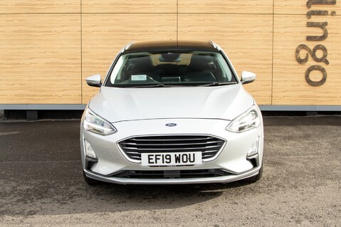 Ford Focus TITANIUM X 8