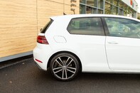 Volkswagen Golf GTD TDI DSG 11