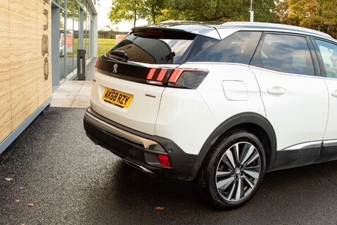 Peugeot 3008 PURETECH S/S GT LINE PREMIUM 11