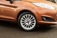 Ford Fiesta TITANIUM 2