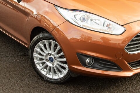 Ford Fiesta TITANIUM 3