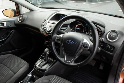 Ford Fiesta TITANIUM 5