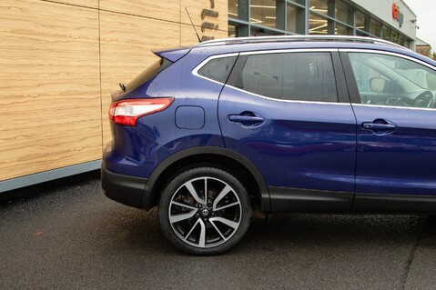 Nissan Qashqai TEKNA DIG-T 11