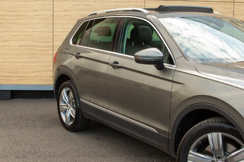 Volkswagen Tiguan SEL TDI 4MOTION DSG 9