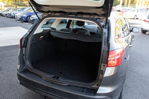 Ford Focus TITANIUM 35