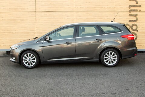 Ford Focus TITANIUM 16