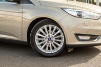 Ford Focus TITANIUM X 2