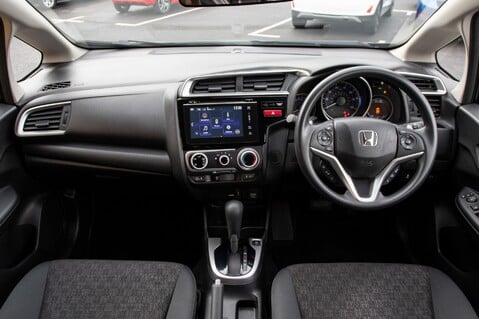 Honda Jazz I-VTEC SE NAVI 13