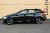 Volvo V40 D2 MOMENTUM 16