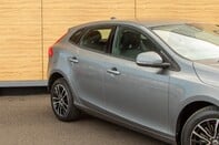 Volvo V40 T2 MOMENTUM 9