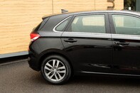 Hyundai i30 T-GDI SE 11