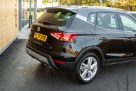 SEAT Arona TSI FR 10