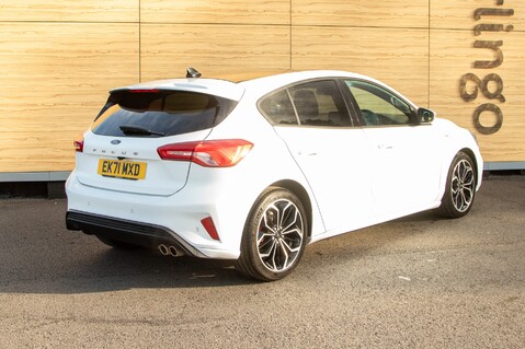 Ford Focus ST-LINE X 6