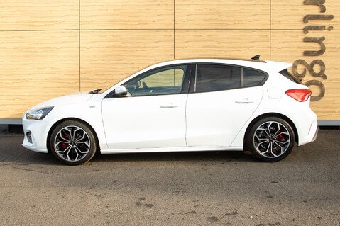 Ford Focus ST-LINE X 17