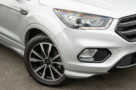 Ford Kuga ST-LINE 3