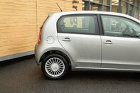 Volkswagen Up HIGH UP 11