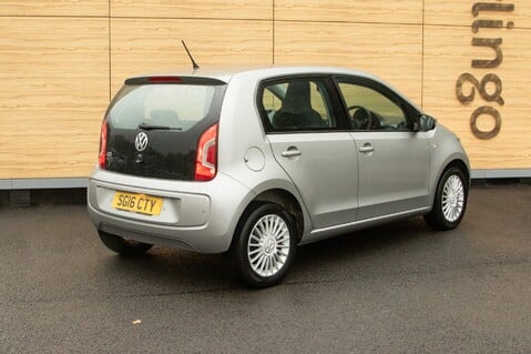 Volkswagen Up HIGH UP 4