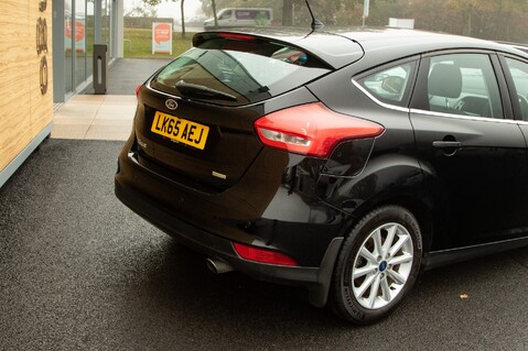 Ford Focus TITANIUM 10