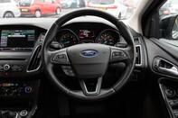 Ford Focus TITANIUM 23