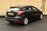 Ford Focus TITANIUM 4