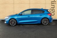 Ford Focus ST-LINE X 16