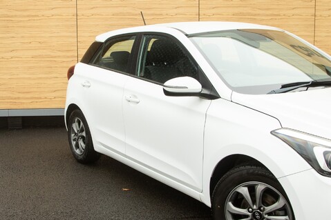 Hyundai i20 MPI SE 9