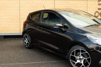 Ford Fiesta ST-2 9