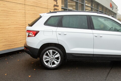 Skoda Karoq SE TECHNOLOGY TSI 11