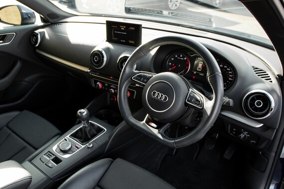 Audi A3 TFSI S LINE