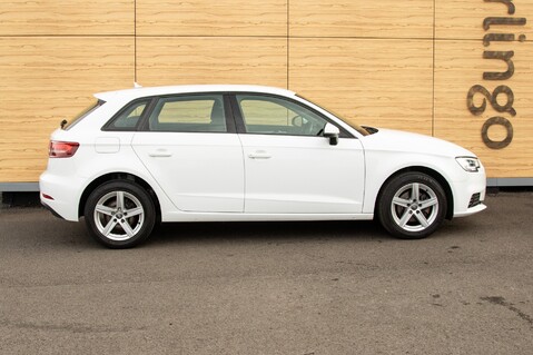 Audi A3 SPORTBACK TFSI SE 15