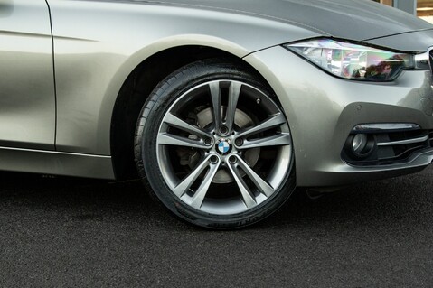 BMW 3 Series 320I SPORT 2