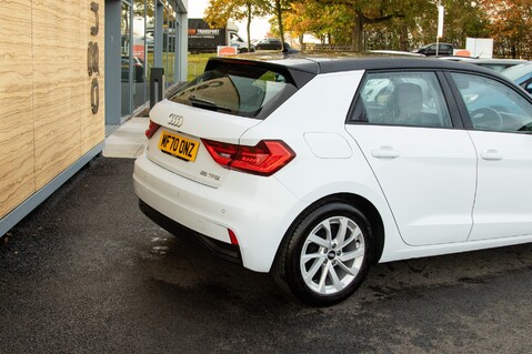 Audi A1 SPORTBACK TFSI SPORT 10