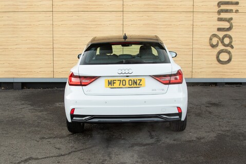 Audi A1 SPORTBACK TFSI SPORT 8