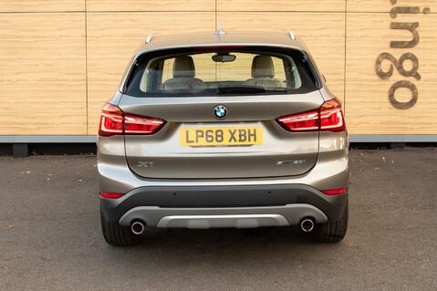 BMW X1 SDRIVE20I XLINE 8