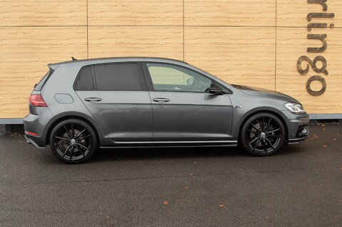 Volkswagen Golf R TSI 4MOTION DSG 16