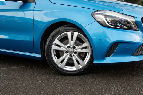 Mercedes-Benz A Class A 180 SPORT PREMIUM PLUS 3