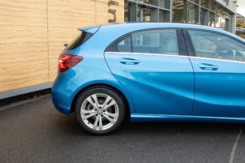 Mercedes-Benz A Class A 180 SPORT PREMIUM PLUS 12