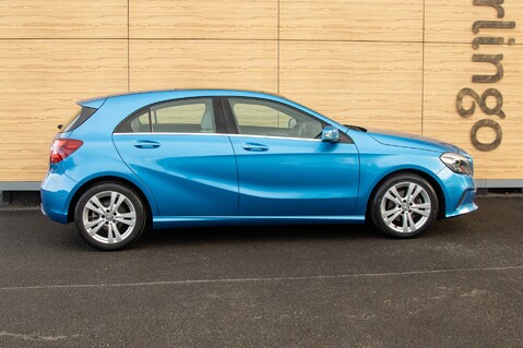 Mercedes-Benz A Class A 180 SPORT PREMIUM PLUS 16