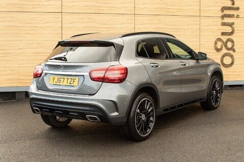 Mercedes-Benz GLA Class GLA 220 D 4MATIC AMG LINE PREMIUM 4