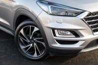 Hyundai TUCSON CRDI PREMIUM SE 4