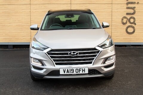 Hyundai TUCSON CRDI PREMIUM SE 8